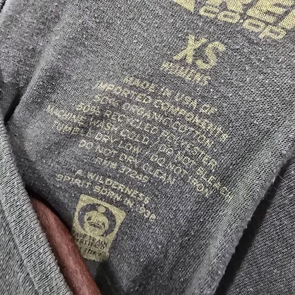 REI Co Op T Shirt Womens XS Green Long Sleeve Crew Employee Uniform Logo Tee - Picture 8 of 10